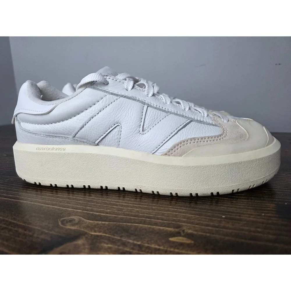 New‎ Balance CT302 Men's Sneakers Size 8 D White Beige Leather Platform Shoes